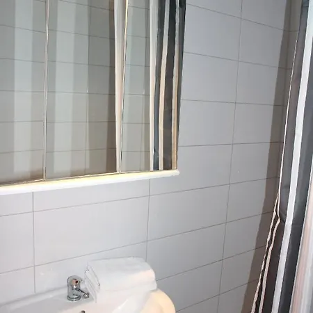 A-partment • Urban Living • - Ehrenfeld Apartment Cologne