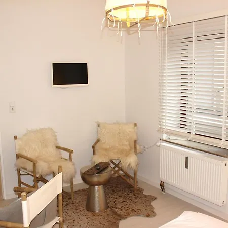 A-partment • Urban Living • - Ehrenfeld Apartment *