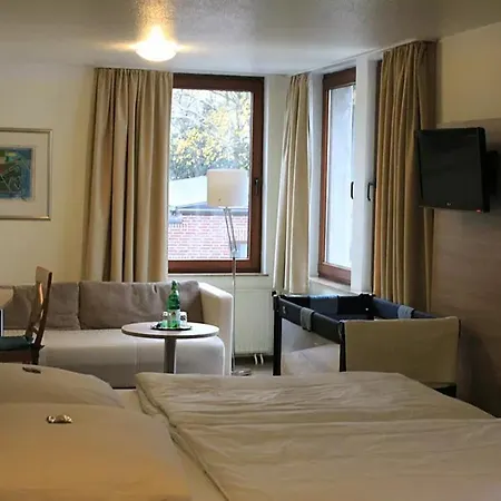 La Maison City-Messe-Arena Hotel Boardinghouse - Kontaktloser Self Check-In Guest house Cologne