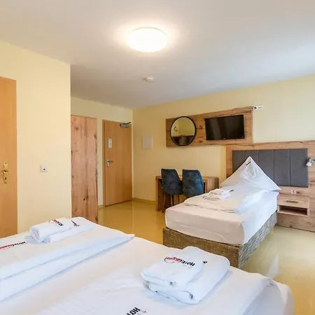 Arena Hotel Kolonia