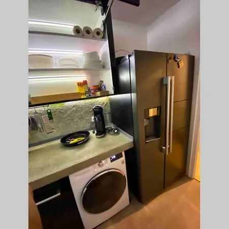 2 Zimmer Apartment Mit Blick Auf Den Koelner Dom Apartment *