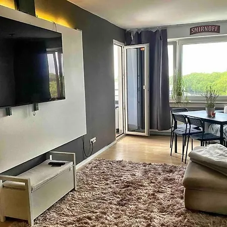 Apartment 2 Zimmer Apartment Mit Blick Auf Den Koelner Dom