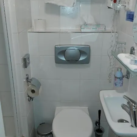 Hotel Mueller 3*