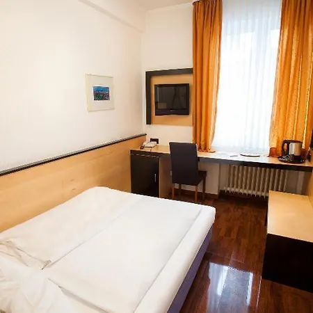 Hotel Boutique 003 Am Dom, Trademark Collection By Wyndham Colonia