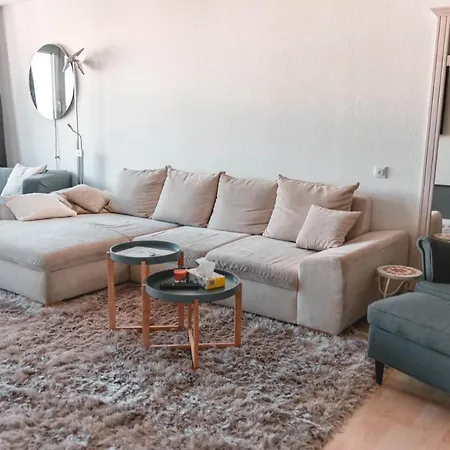2 Zimmer Apartment Mit Blick Auf Den Koelner Dom Cologne