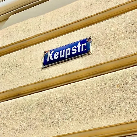 The * Köln
