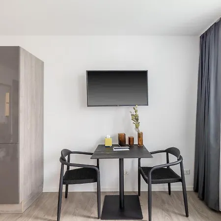 Limehome Friesenplatz - Digital Access 3* Cologne