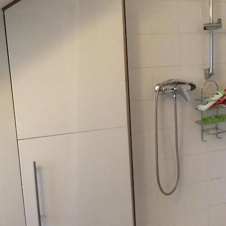 Dachstudio Mit Bad Und Terasse Ubytování v soukromí