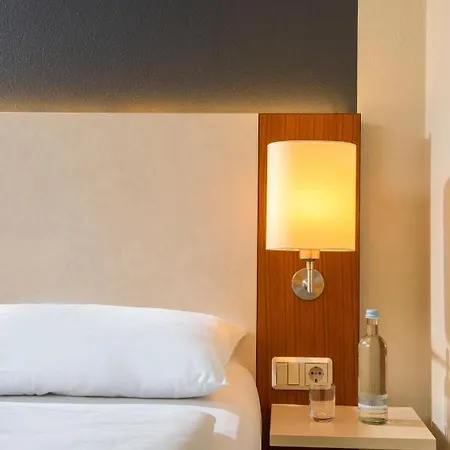 Hotel Essential By Dorint Koeln-junkersdorf 3*