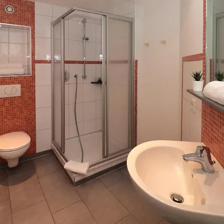 City-hostel Koeln-riehl Hostal