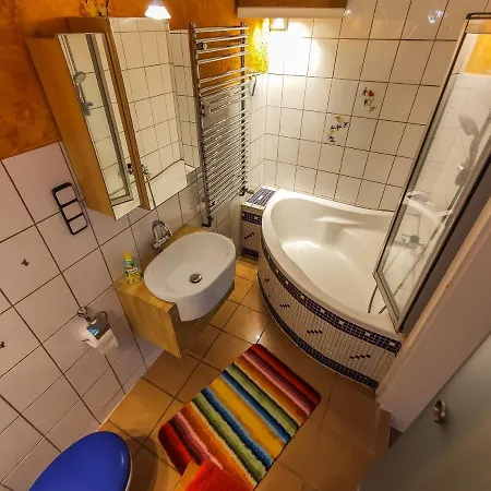 Apartment Ferienwohnung Cologne
