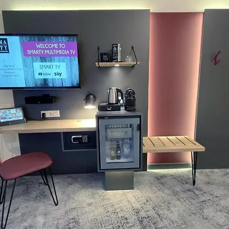 Smarty Dom - Boardinghouse - Kontaktloser Self Check-in Hotel