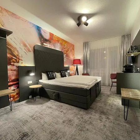 Hotel Smarty Dom - Boardinghouse - Kontaktloser Self Check-in 3*