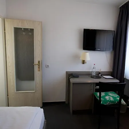 Merian 3*