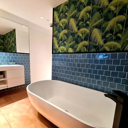 Koncept International Hotel