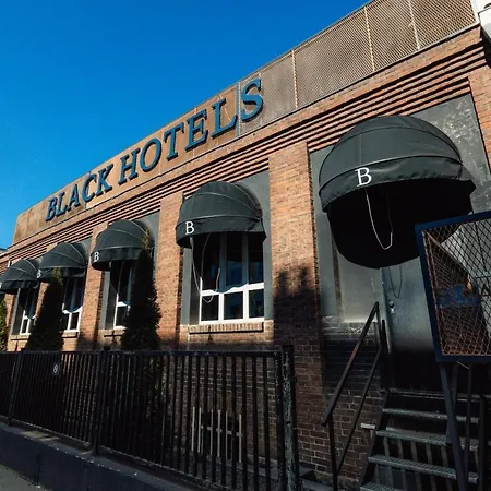 Black Hotel 4*