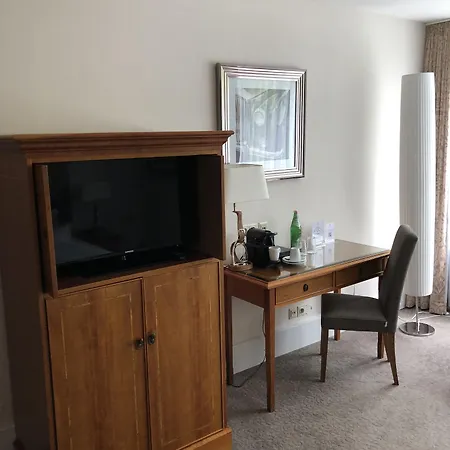 Hotel The Ascot
