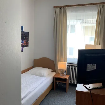 Berg 2* Cologne