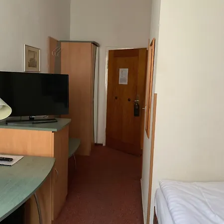 Hotel Berg 2*