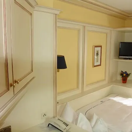 Hotel Coellner Hof 3*