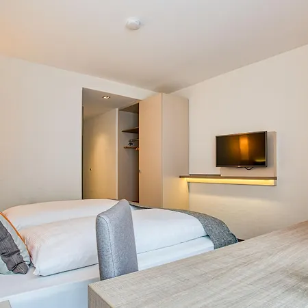 Kommerzhotel 3* Kolonia