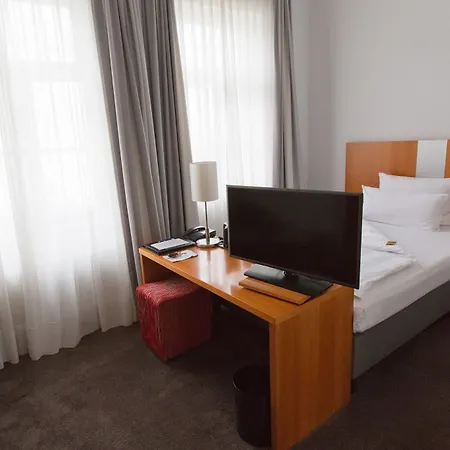 Astor & 4* Keulen
