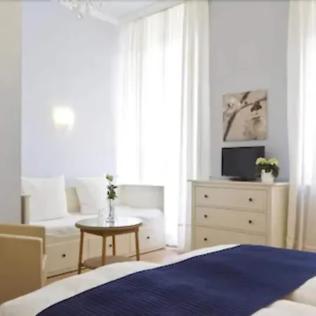 Buchholz Downtown Hotel 3*