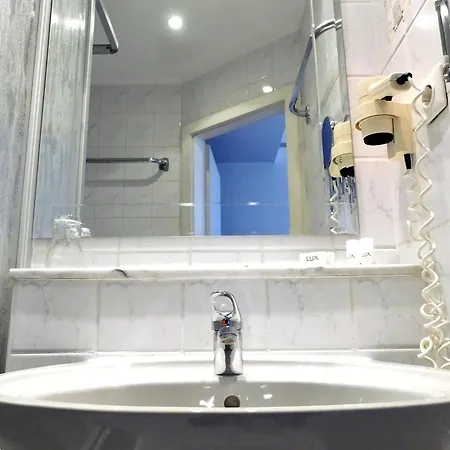 Kunibert Der Fiese Hotel Kolín nad Rýnem