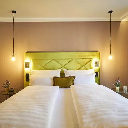 Classic Harmonie Hotel 3*