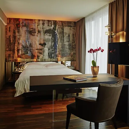 Savoy 4* Keulen