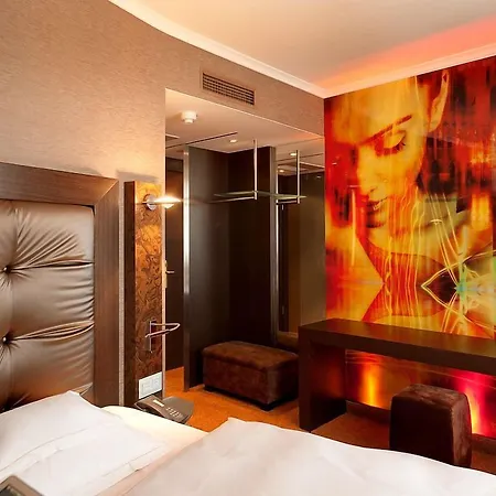 Hotel Savoy 4*
