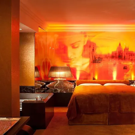 Savoy 4* Keulen