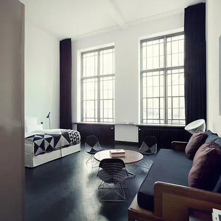 The Qvest Hideaway