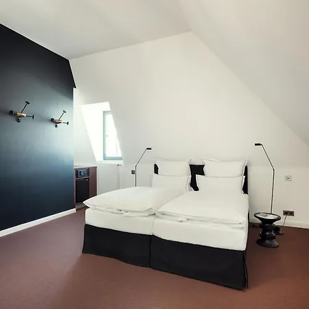 The Qvest Hideaway Keulen
