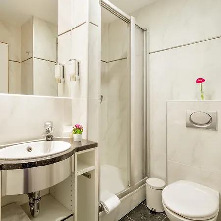 Messehotel Koeln-deutz 3* Cologne