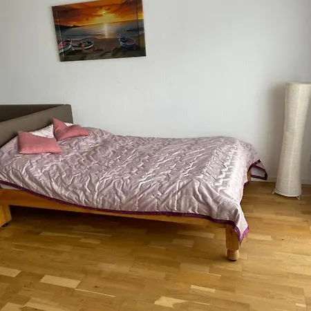 Apartment Ferienwohnung *