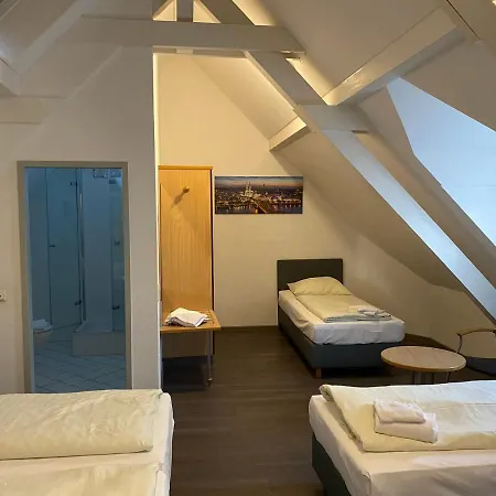 Opera 3* Kolín nad Rýnem