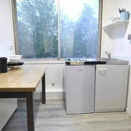 Monteurzimmer Mit Pantry-kueche In Apartment