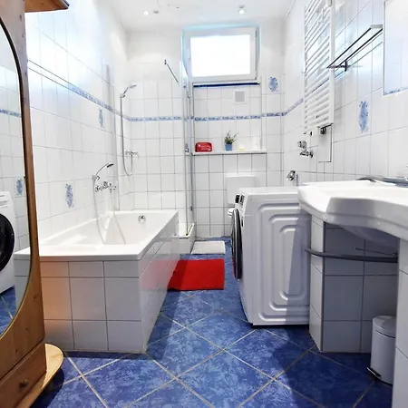 Apartment Boardinghouse In *free Wifi* *