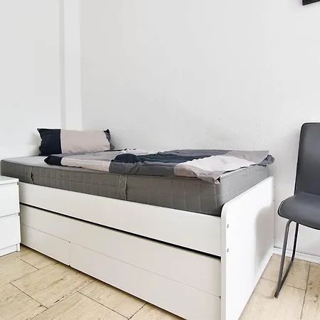 Boardinghouse In *free Wifi* Apartment *