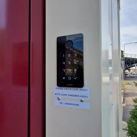 New City Rooms *