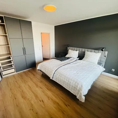 Rheinblick Apartment Cologne