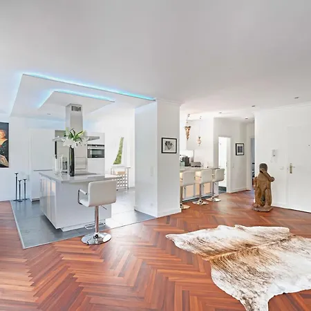 Apartment Luxury Penthouse ☆ ☆ ☆ ☆ ☆ Cologne
