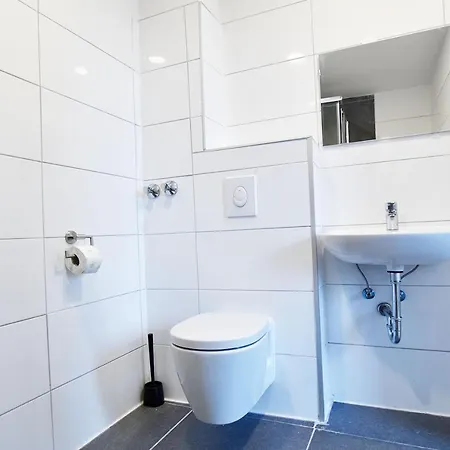 Zimmer24frei Boardinghouse Apartment Cologne