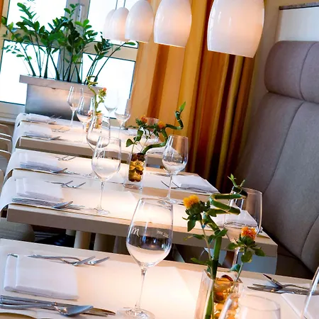 Mercure Friesenstrasse Hotel Cologne