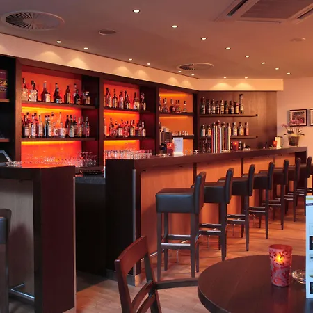 Mercure Friesenstrasse 4*