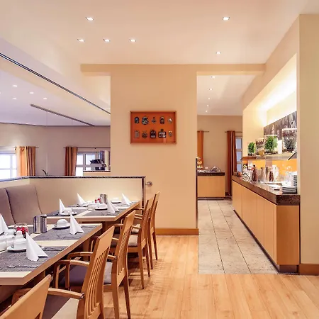 Mercure Friesenstrasse Hotel 4*