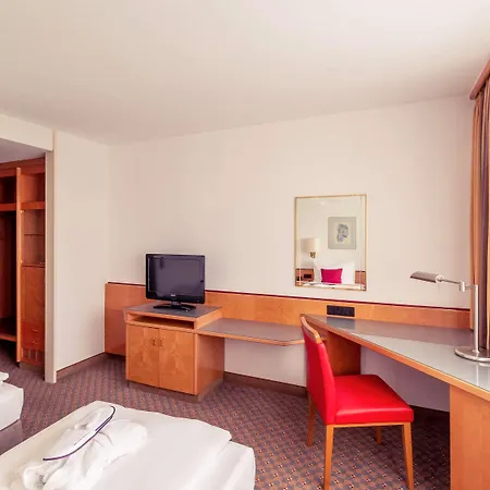 Mercure Friesenstrasse Cologne
