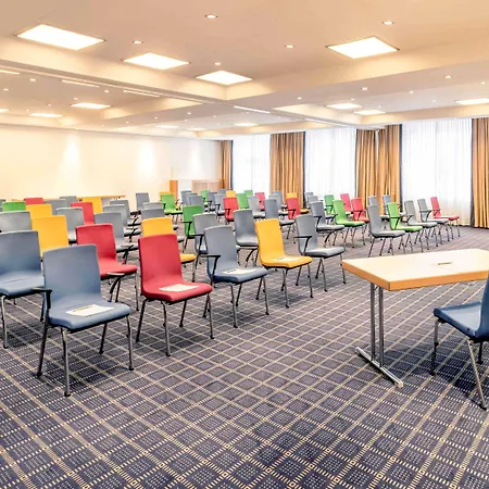 Mercure Friesenstrasse Hotel 4*