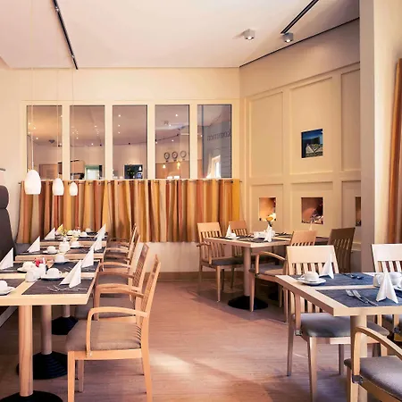 Mercure Friesenstrasse 4*